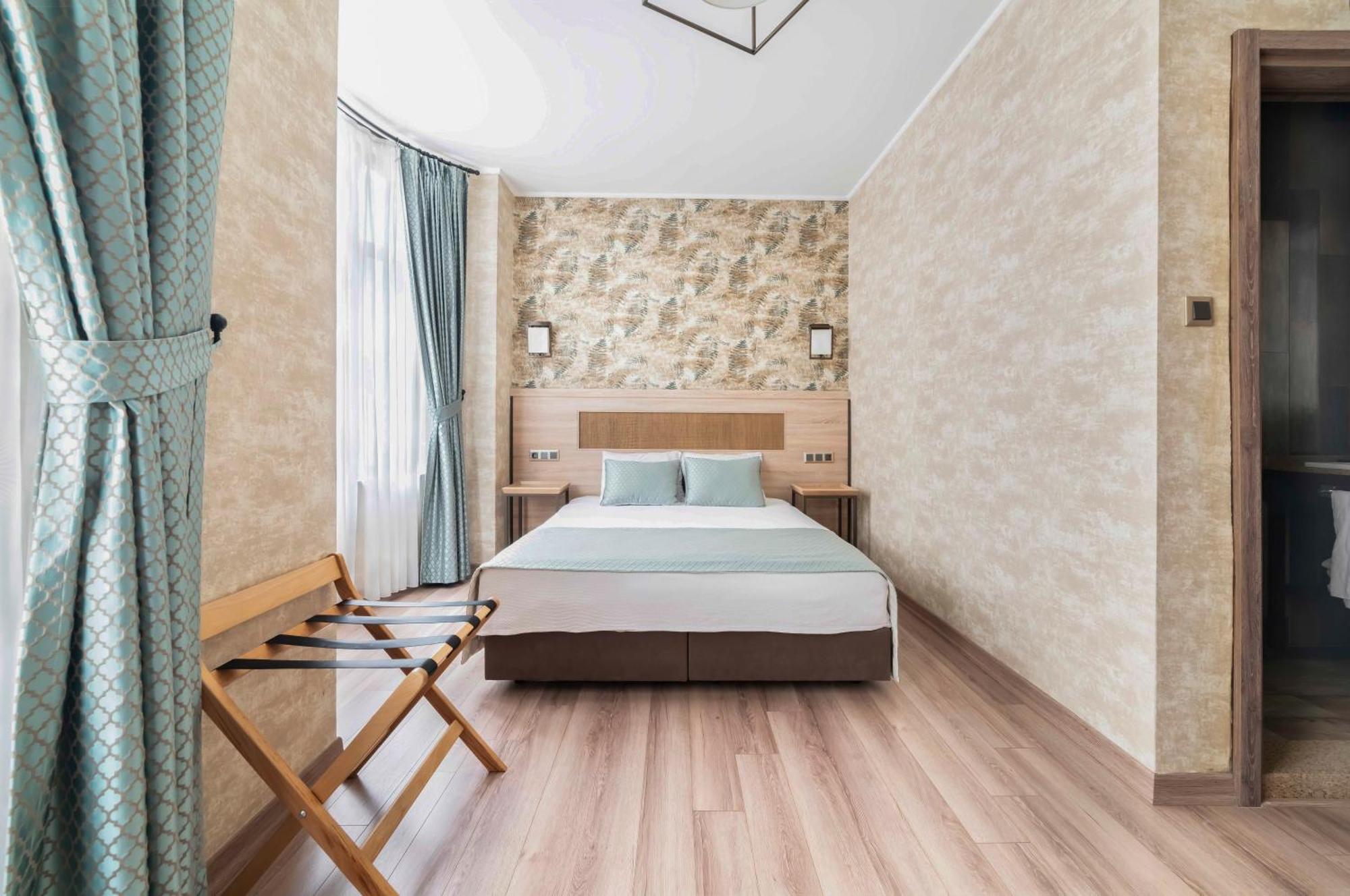 Castle Franco Suites อิสตันบูล ภายนอก รูปภาพ
