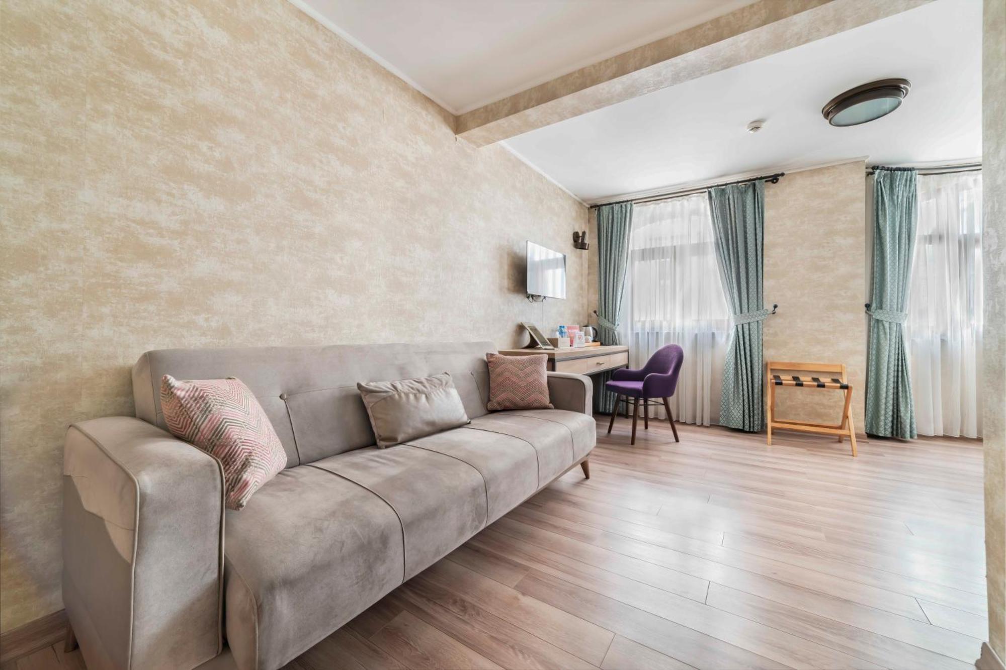 Castle Franco Suites อิสตันบูล ภายนอก รูปภาพ